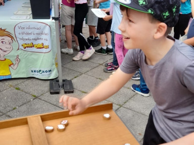 cd055815-3f87-4358-8334-268e54d47679