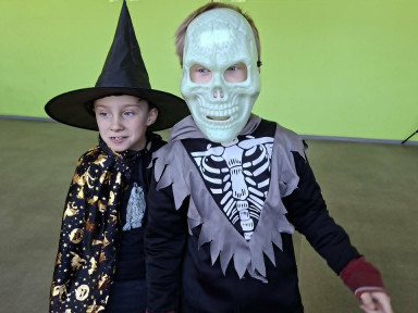 e389bcdd-4656-4544-989d-d90279b0cdf1