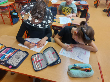 332173815_1387992501984978_4652050032277460424_n