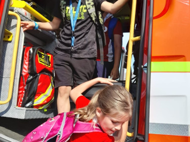 6f62ab18-efae-40a1-a97d-269e2ec69390