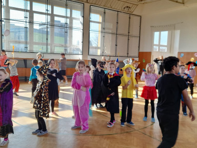 979840ed-e81a-4646-93cb-638002b6b40d