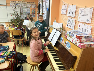 410520035_1837511936678604_3108387001177173158_n