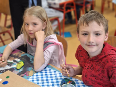 37f94544-c046-4680-870f-c50499c58bbf