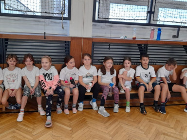 b4122d18-b532-419f-afe7-2be36efa9493