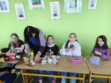 8f0eb75a-7fd9-409c-9d29-4af9c888cf90