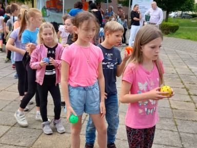 5add4c66-c7c5-4d93-b628-4df93a09b8ee