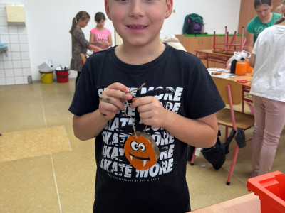 6e5a20a1-86de-4a0e-a192-40df6c6dd31b